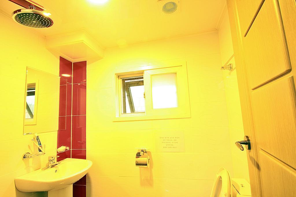 Eel Guesthouse Seoul Zimmer foto
