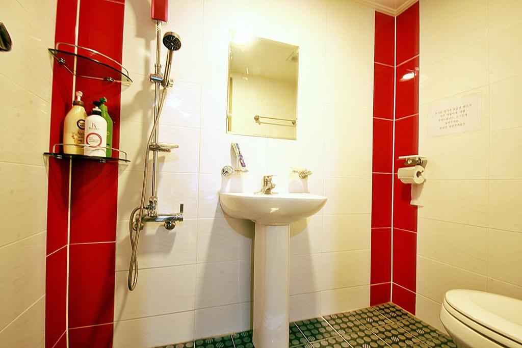 Eel Guesthouse Seoul Zimmer foto
