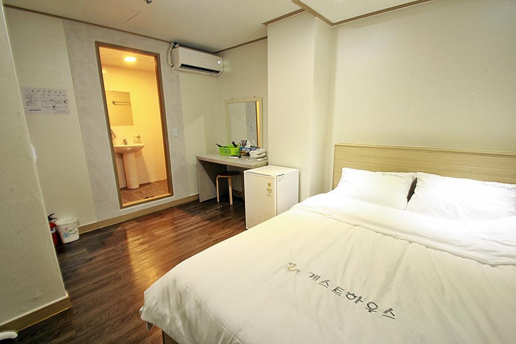 Eel Guesthouse Seoul Zimmer foto