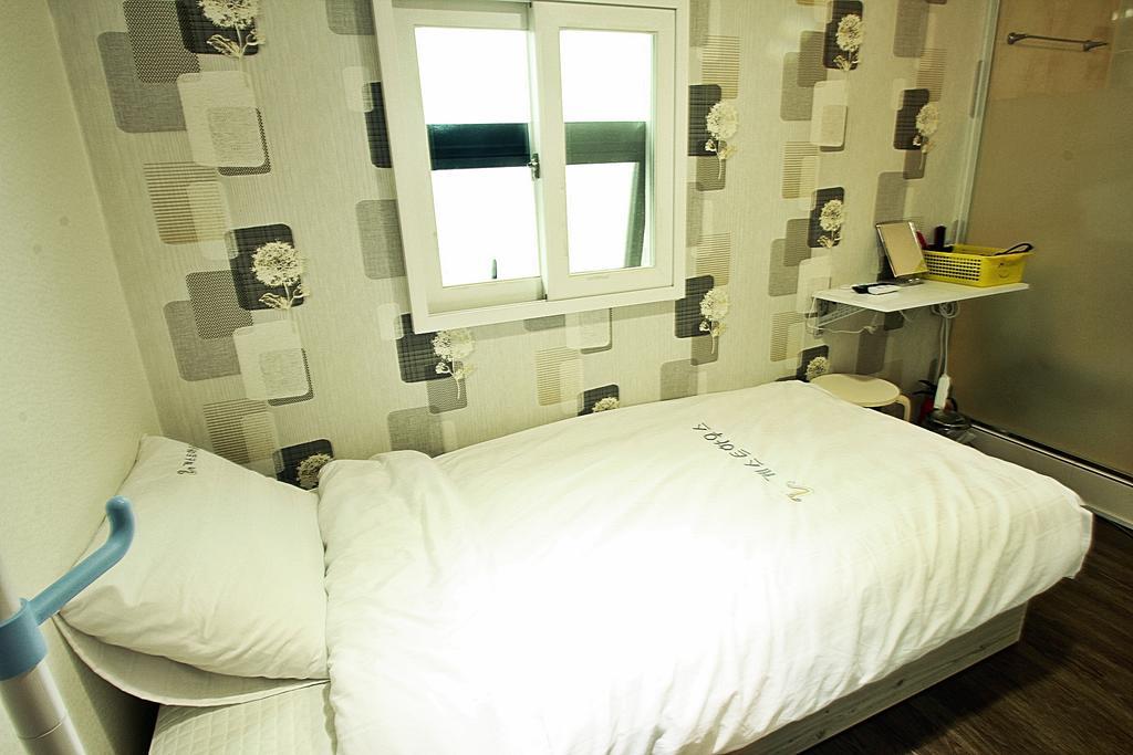 Eel Guesthouse Seoul Zimmer foto