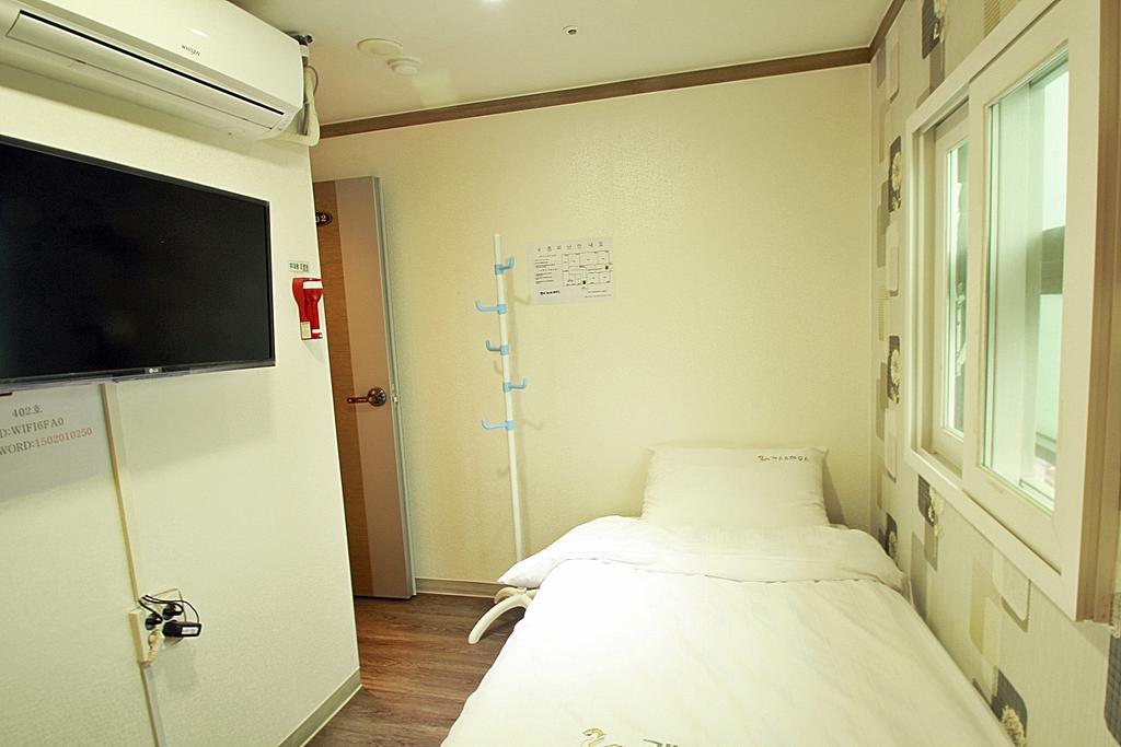 Eel Guesthouse Seoul Zimmer foto